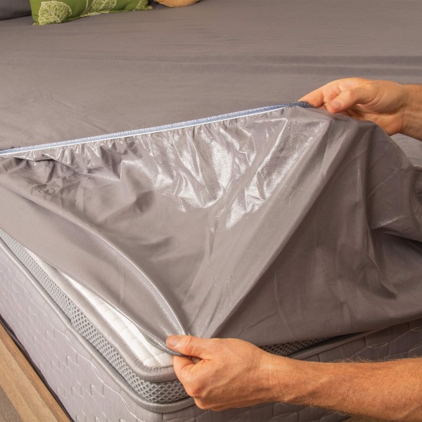 Conni Micro-Plush Waterproof Fitted Sheet Charcoal Double 137cm x 188cm - Image 4