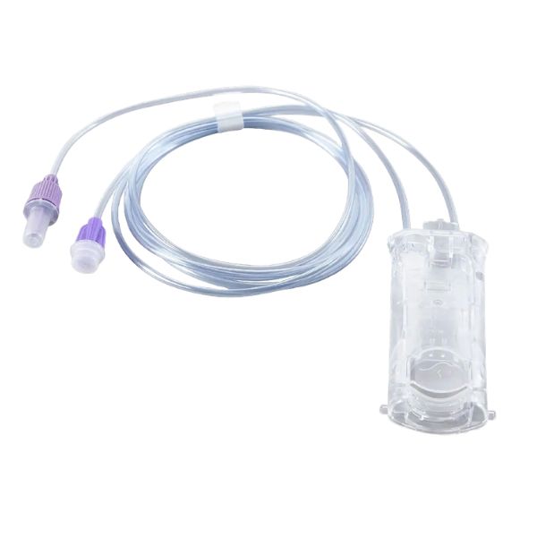 Kangaroo OMNI feeding set with spike sterile. SEO optimised product image.