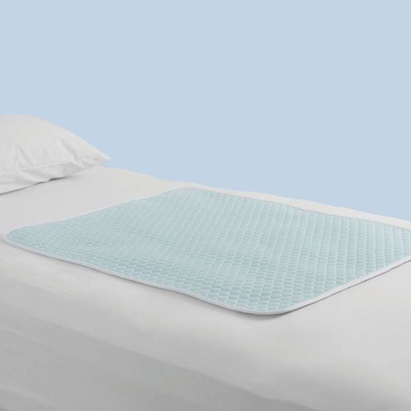 Buddies All Purpose Bed Pad Single 90x90cm Waterproof Pale Blue 1800ml